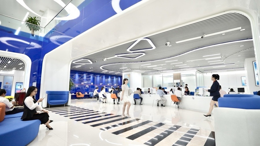 Có nên vay tiền tại ngân hàng Sacombank không
