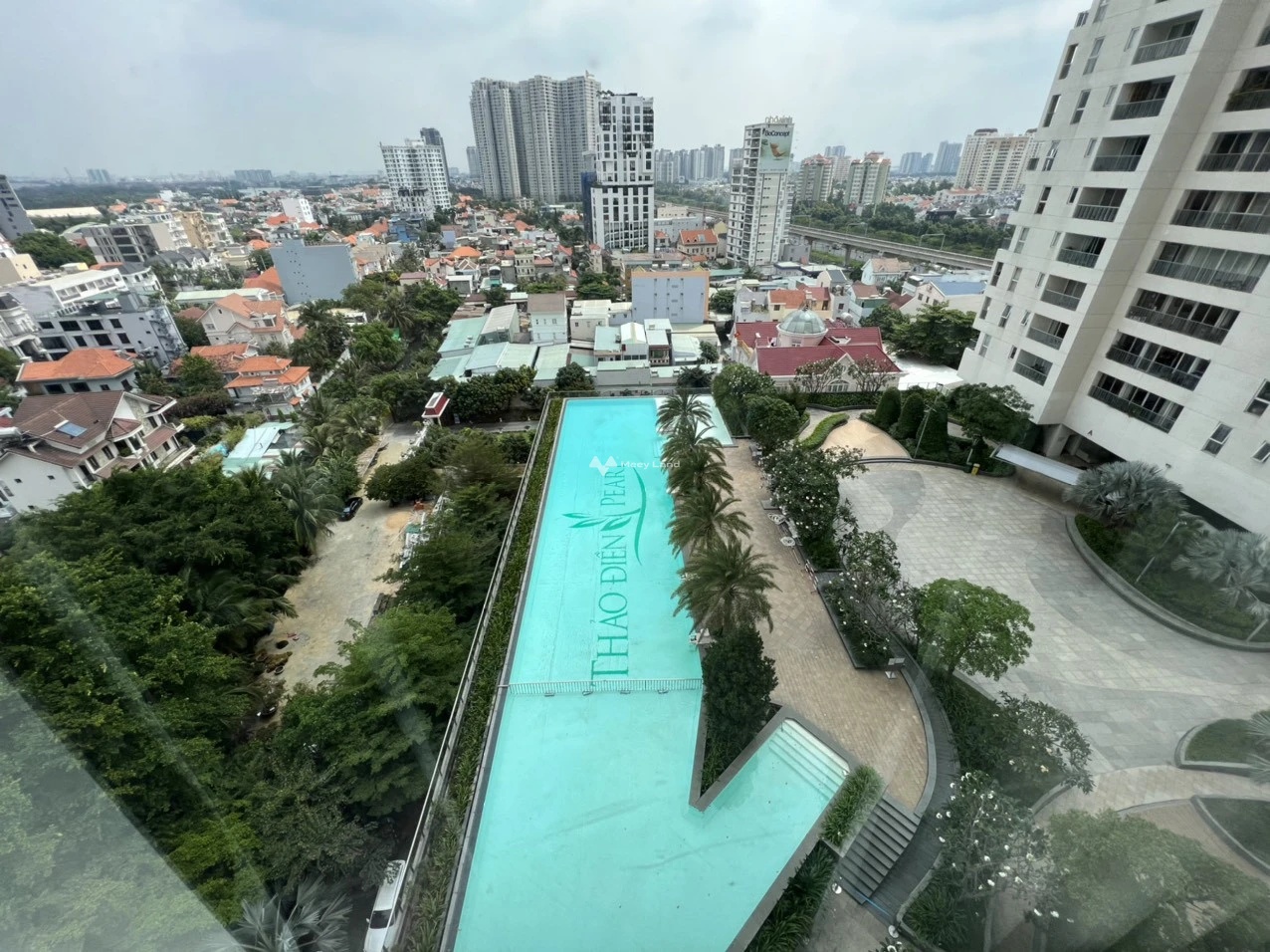 Bán căn hộ diện tích 95m2 gần Quận 2, Hồ Chí Minh-03