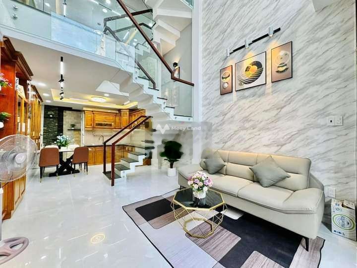 Bán nhà mặt đường số 8 giá 3 tỷ, diện tích 45 m2, tại đường số 8, phường 11, quận Gò Vấp, Hồ Chí Minh-02