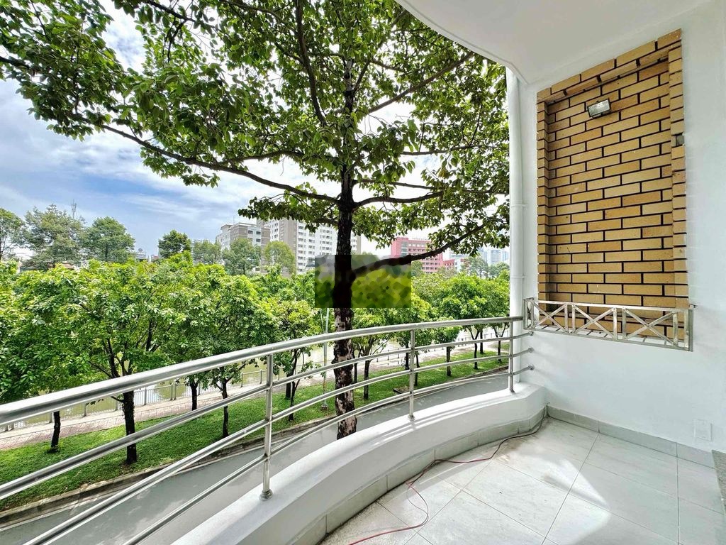 Cho thuê căn hộ hạng sang giá 9 triệu, diện tích 40 m2, tại Hoàng Sa, phường Đa Kao, uận 1, Hồ Chí Minh-02