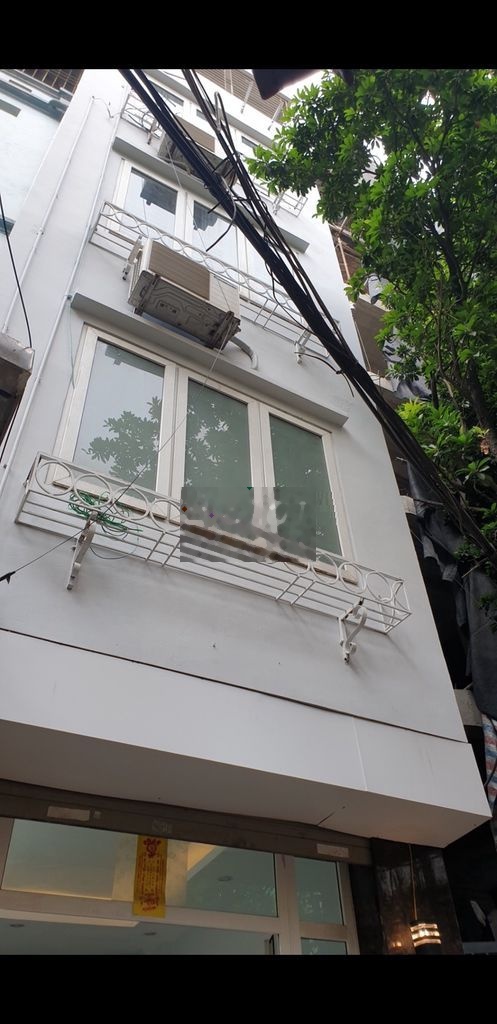 Cho thuê nhà tại Trịnh Công Sơn, Tây Hồ. Diện tích 61m2, 5 tầng-01