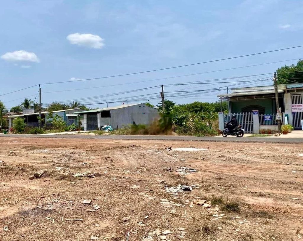 Bán đất ngay trung tâm Đồng xoài giá 630 triệu, diện tích 150 m2, tại quốc lộ 14, xã Tân Thành, Đồng Xoài, Bình Phước-03