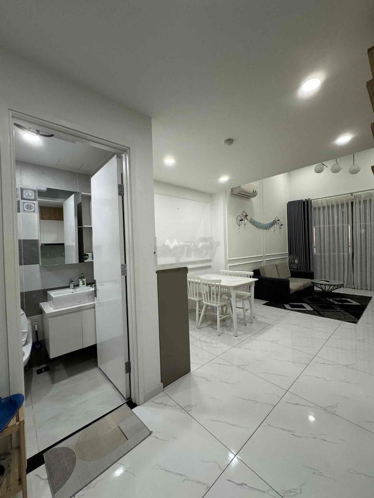 Cho thuê căn hộ Duplex Masteri Millennium giá 15 triệu, diện tích 55 m2, tại số 132, Bến Vân Đồn, phường 6, Quận 4, Hồ Chí Minh-03