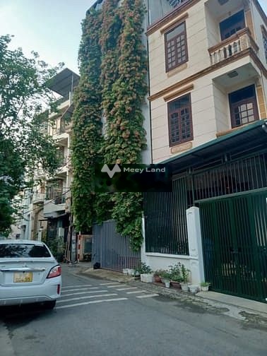 Bán nhà tại phố Tư Đình, Long Biên. Diện tích 100m2