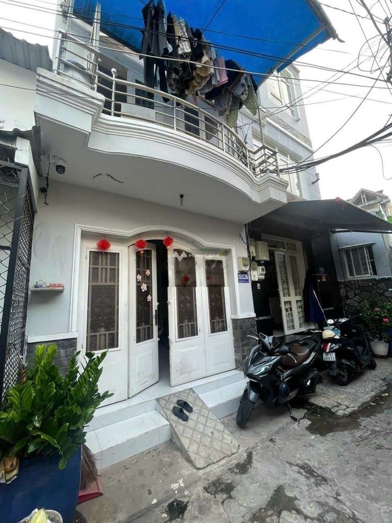 Bán nhà 1 trệt 1 lầu giá 3,95 tỷ, diện tích 38,2 m2, tại đường Nguyễn Thị Tần, phường 2, quận 8-02