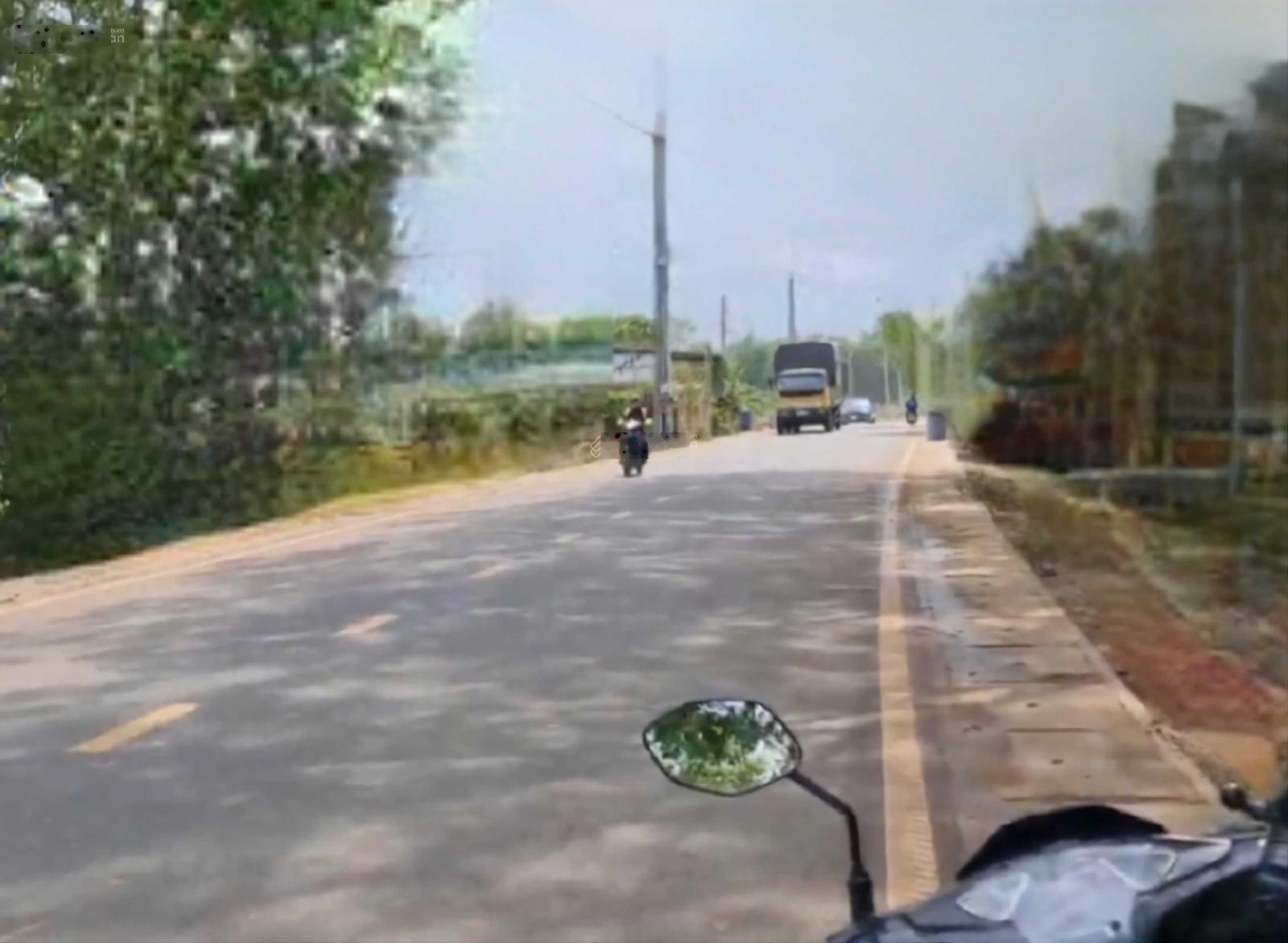 Bán đất 6,5 tỷ, diện tích 1500m2 tại Xã Vĩnh Tân, Tân Uyên. Đường 2 xe container 40 feet tránh nhau