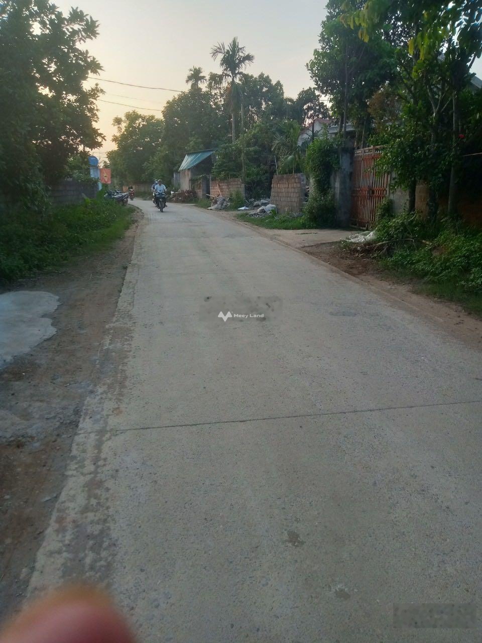 Bán đất mặt đường tại Cư Yên, Lương Sơn, Hoà Bình. Diện tích 370m2-03