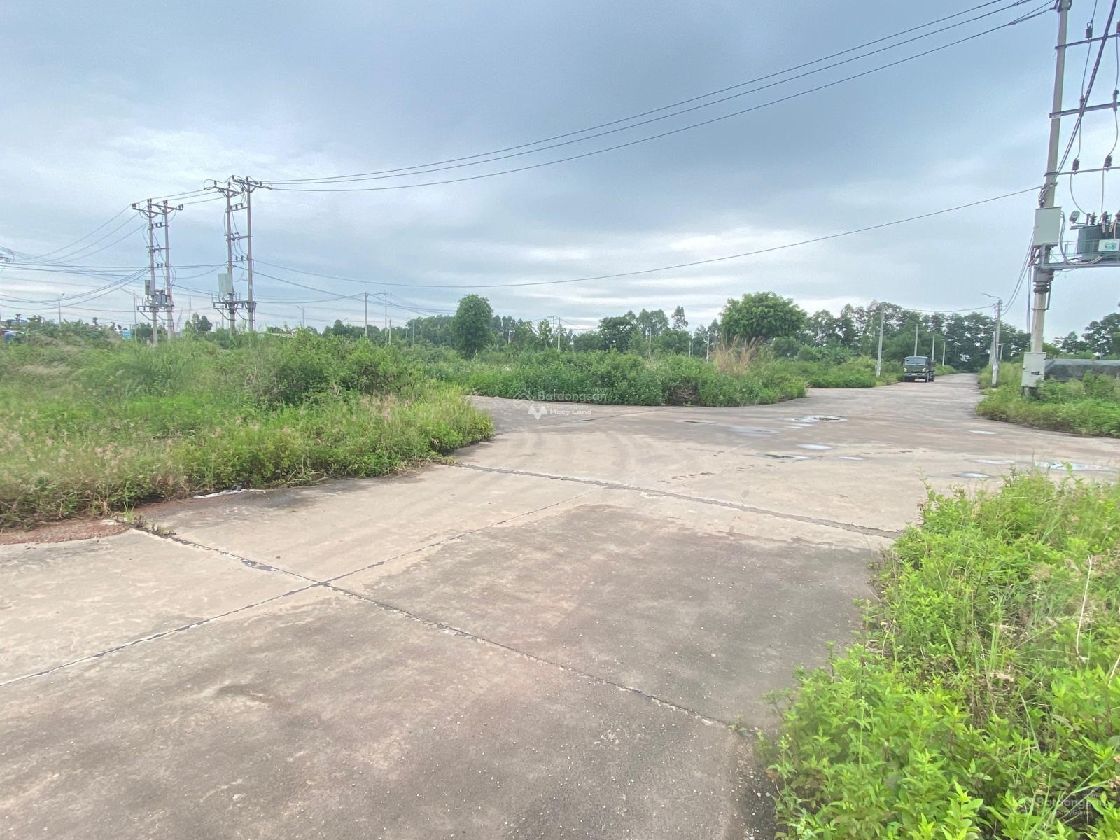 Chính chủ bán lô đất đấu giá diện tích 90m2 sát 2 khu công nghiệp tại Nội Hoàng, Yên Dũng, Bắc Giang-01