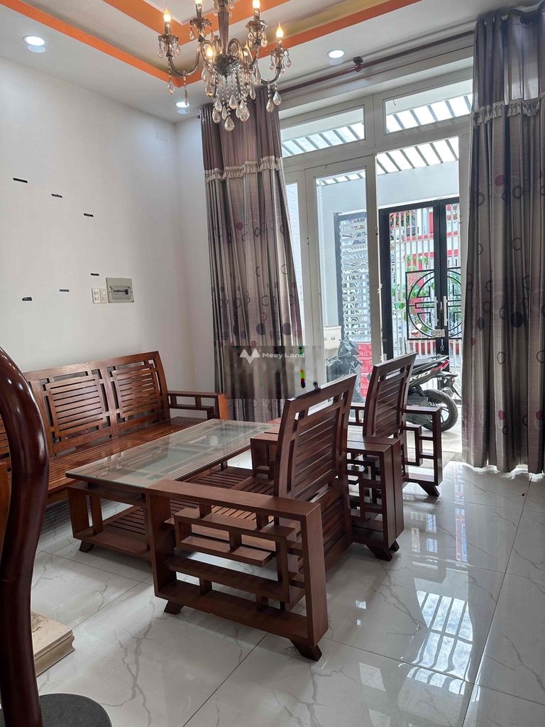 Cho thuê biệt thự full nội thấ giá 30 triệu, diện tích 200 m2, tại Bình Trị Đông B, Bình Tân-01