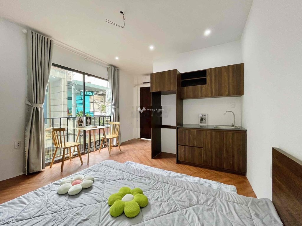 Cho thuê căn hộ giá 6,8 triệu, diện tích 30 m2, tại Lê Thị Riêng, phường Bến Thành, quận 1-02