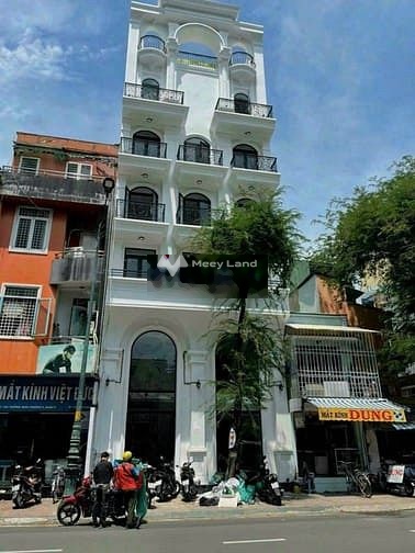 Cho thuê tòa nhà kinh doanh giá 320 triệu, diện tích 97,5 m2, tại Trương Định, phường 9, quận 3