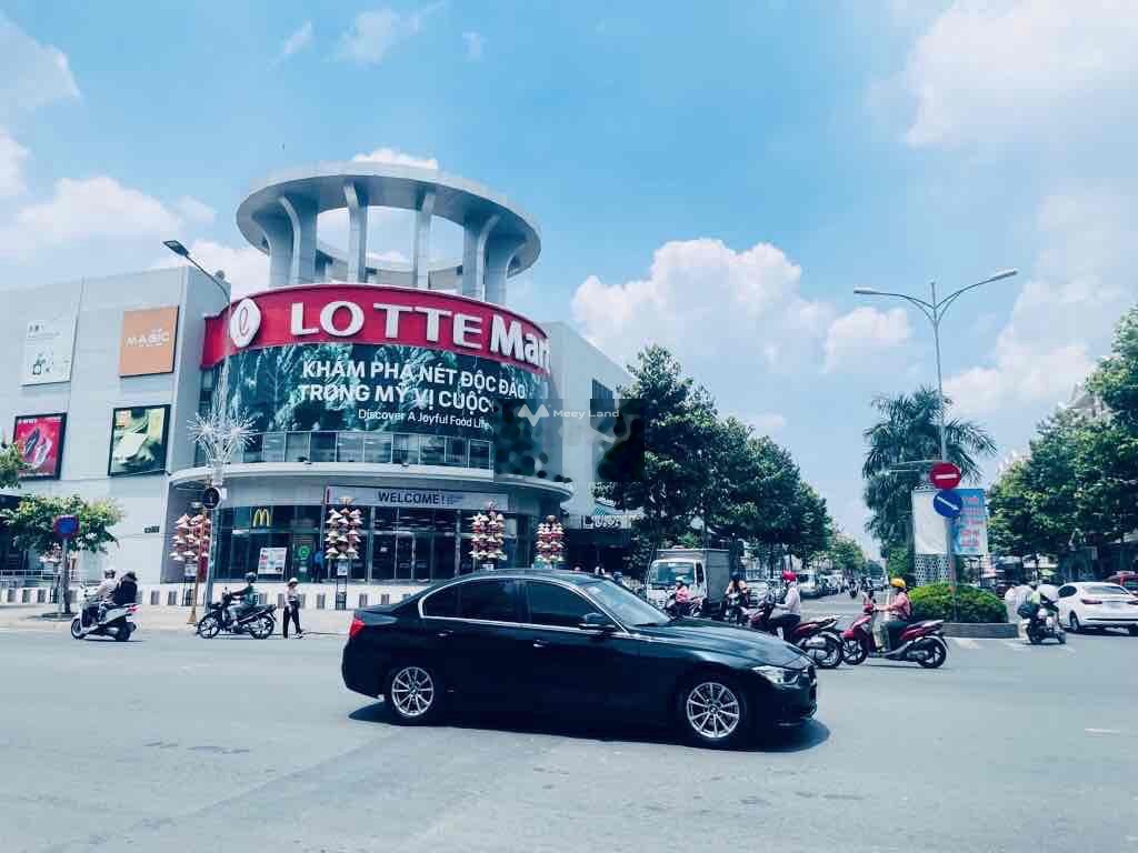 Bán nhà hẻm xe hơi giá 4,3 tỷ, diện tích Nguyễn Văn Lượng, phường 17-02
