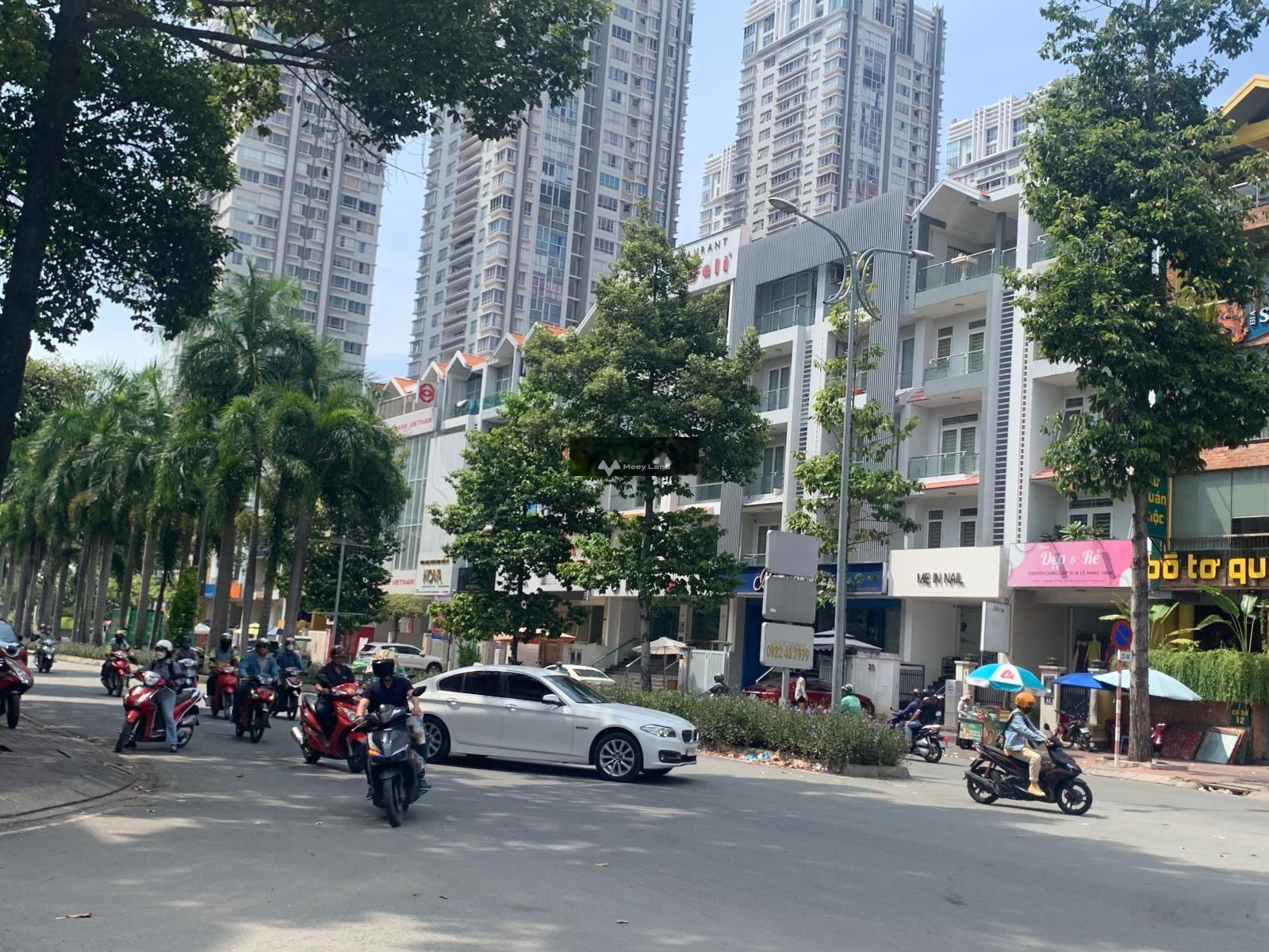 Bán nhà mặt phố Him Lam, phường Tân Hưng, quận 7, giá 95 tỷ, diện tích 200 m2-01