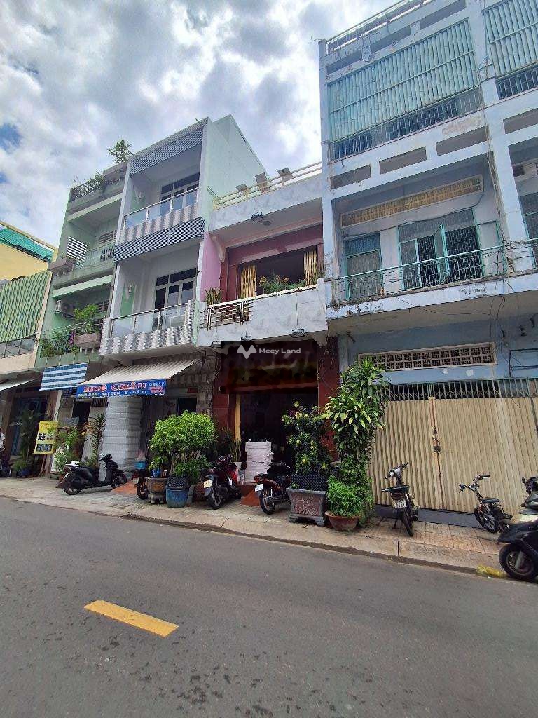 Nhà mặt tiền kinh doanh chợ Binh Tây, phường 1, Quận 6 giá 20 tỷ, diện tích 90 m2-02