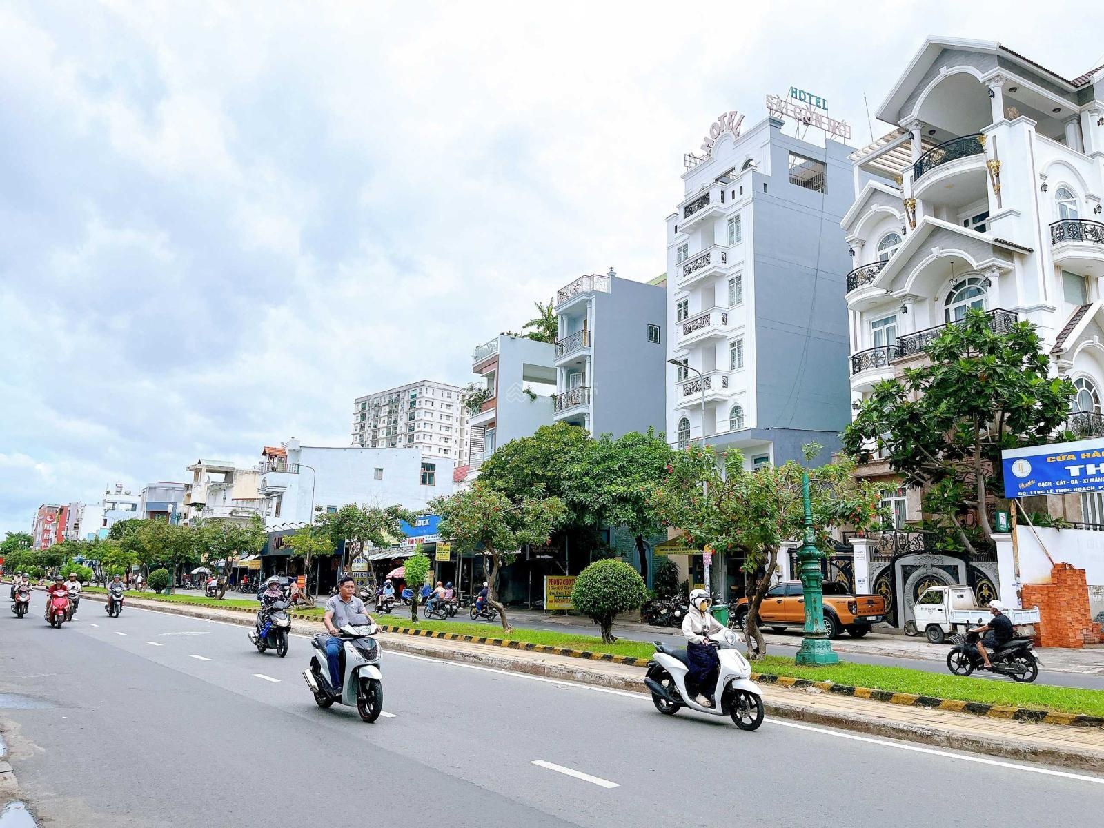 Bán đất mặt tiền Đường Lê Thúc Hoạch, Quận Tân Phú, giá 11,5 tỷ, diện tích 88 m2-03