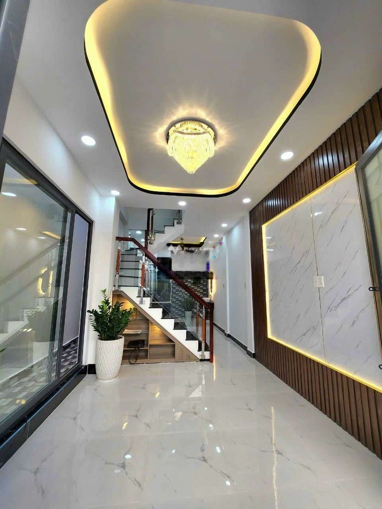 Bán nhà mặt tiền giá 4,35 tỷ, diện tích 25 m2, tại Hưng Phú, phường 8, quận 8-03