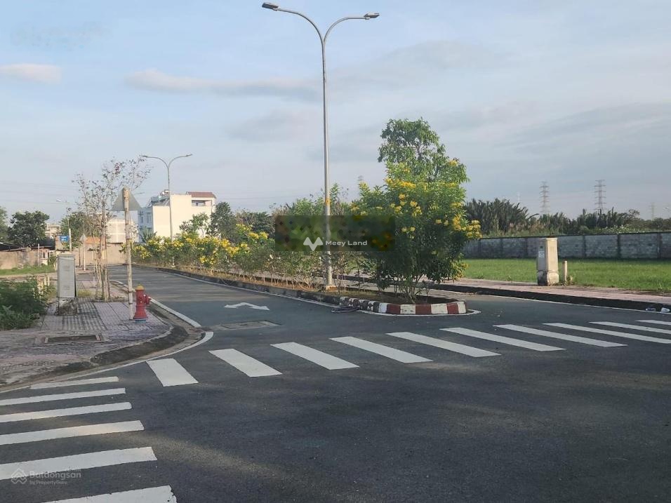 Bán đất mặt tiền đường Nguyễn Duy Trinh giá thương lượng, diện tích 80 m2-02