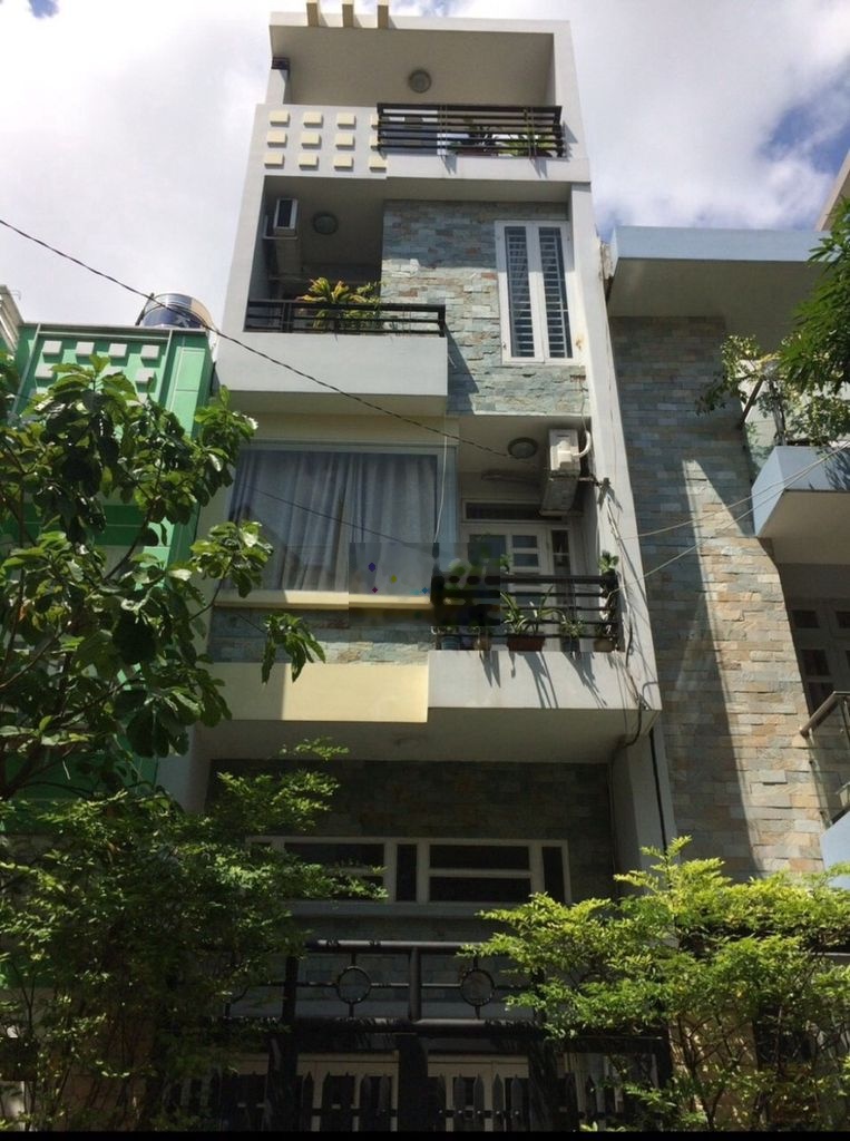 Bán nhà 2 lầu giá 7,9 tỷ, diện tích 72 m2, tại Gò Dầu, phường Tân Quý, quận Tân Phú-02