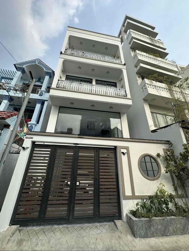 Bán nhà 2 lầu giá 7,54 tỷ, diện tích 69 m2, tại Hồ Hảo Hớn, phường Cô Giang, quận 1-03