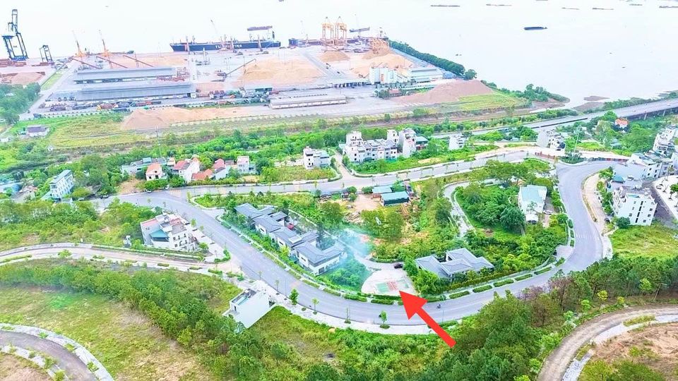Bán đất thành phố Hạ Long tỉnh Quảng Ninh, giá 12 tỷ-01