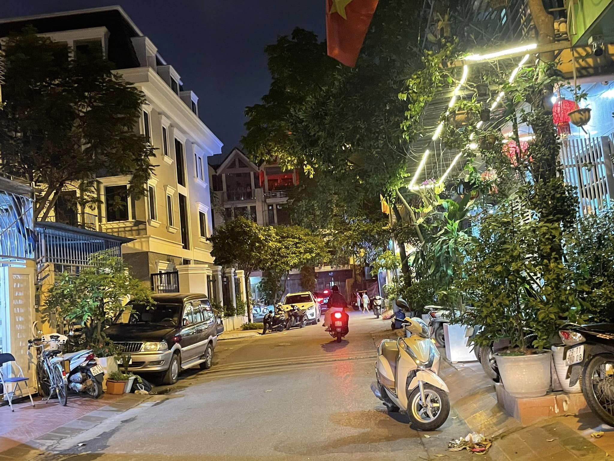 Bán nhà riêng quận Hà Đông thành phố Hà Nội, giá 9,9 tỷ