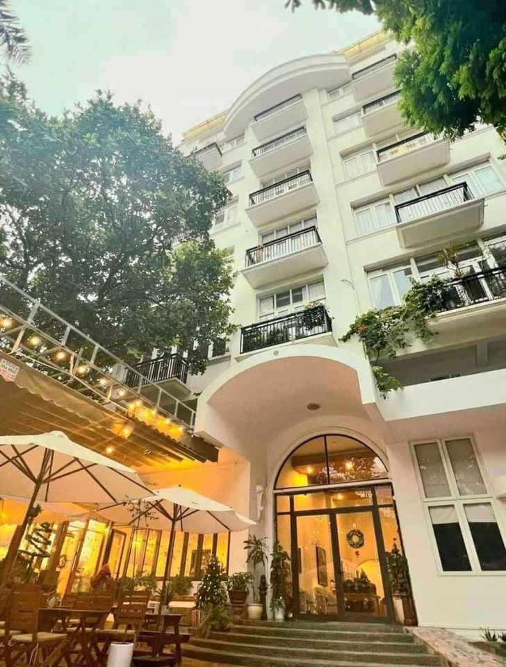 Cho thuê khách sạn - nhà nghỉ quận Cầu Giấy thành phố Hà Nội, giá 600 triệu/tháng-01