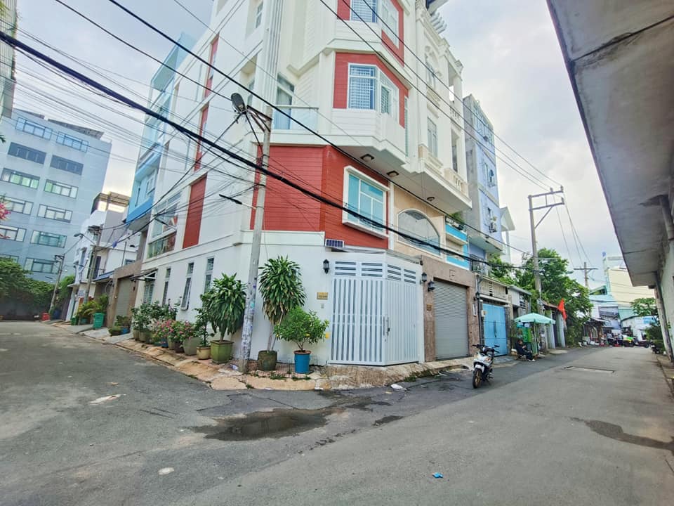 Bán nhà 4 tầng, lô góc quận Thủ Đức, Hồ Chí Minh giá 10 tỷ-01