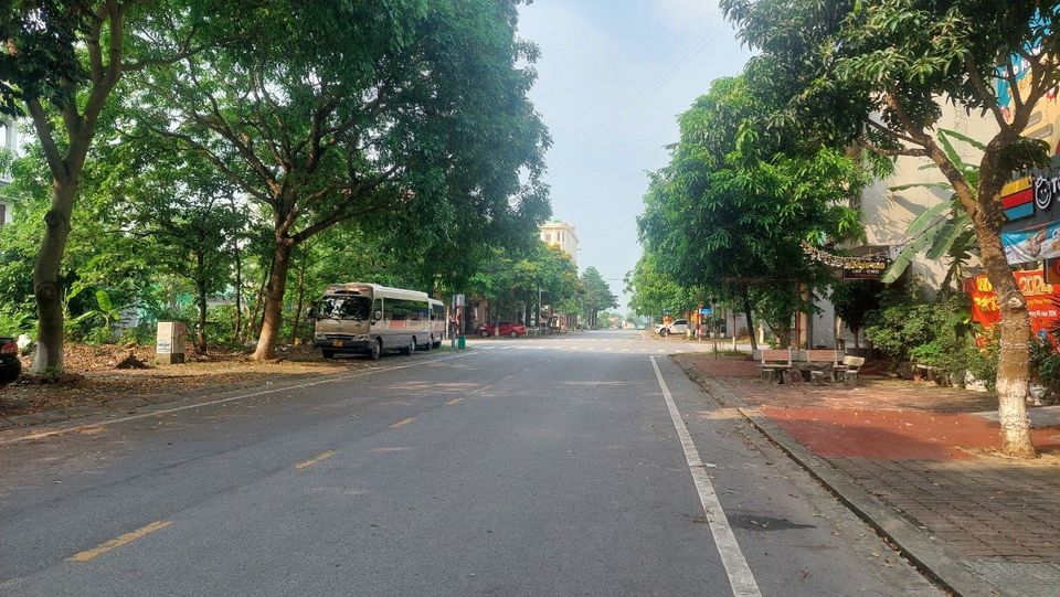 Bán lô đất mặt đường Nguyễn Thị Minh Khai - Kinh Bắc - Bắc Ninh giá 7.0 tỷ-02