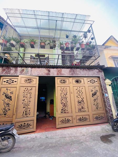 Chính chủ gửi bán nhà 2 tầng phường Hưng Bình - Thành phố Vinh giá 4,x tỷ