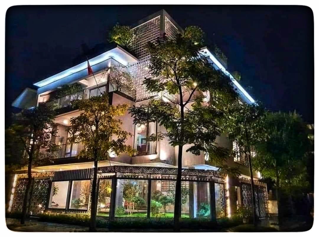 Siêu phẩm rẻ - biệt thự 3 tầng - 155m2 - ngang 8m - lô góc 2 mặt tiền - Quận Sơn Trà - Thành phố Đà Nẵng