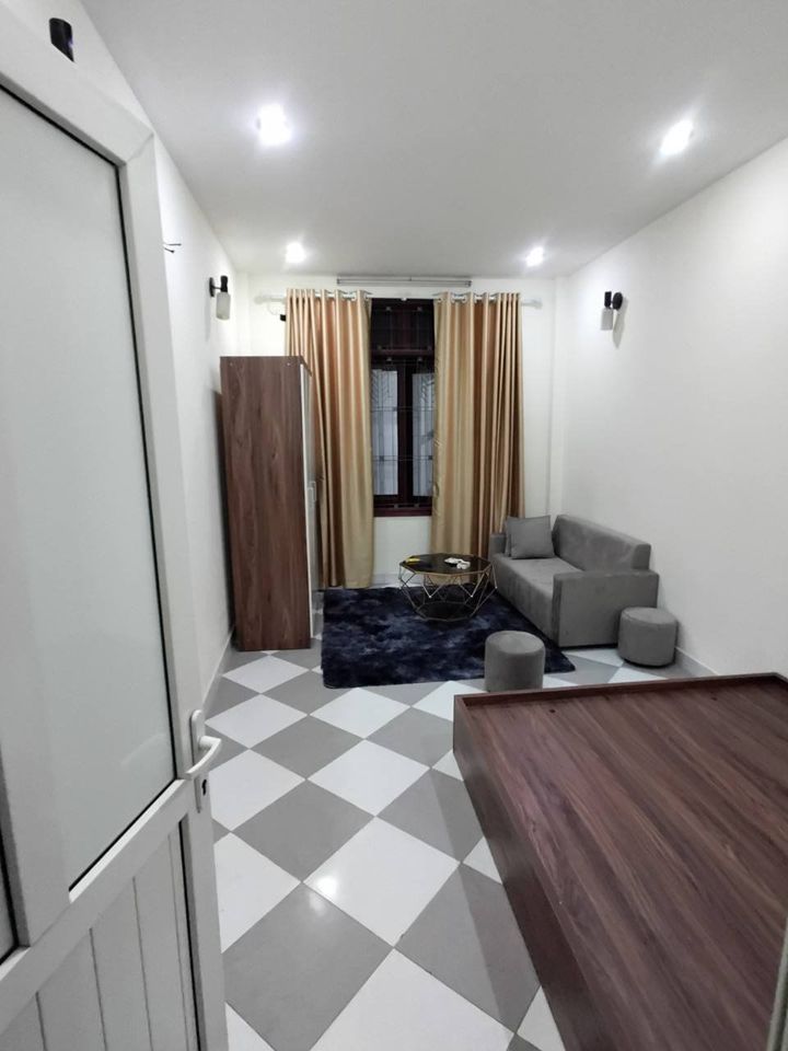 Cho thuê căn hộ chung cư quận Long Biên, căn hộ tầng 3, đầy đủ nội thất-01