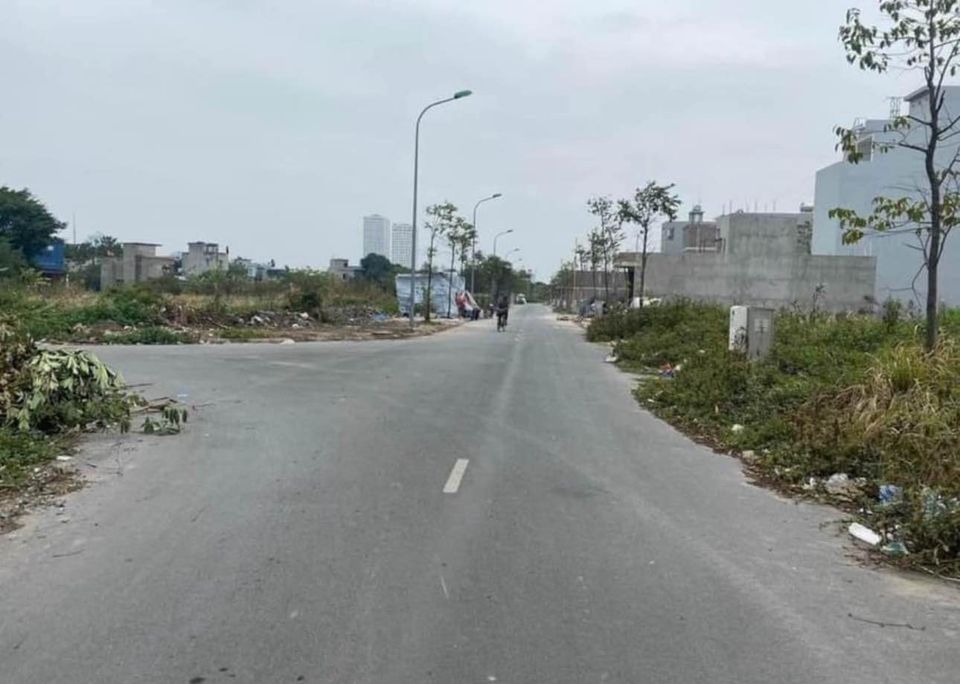 Chính chủ gửi bán đất thành phố Nam Định, đường to vỉa hè rộng rãi thoáng má, giá 2,3 tỷ-02