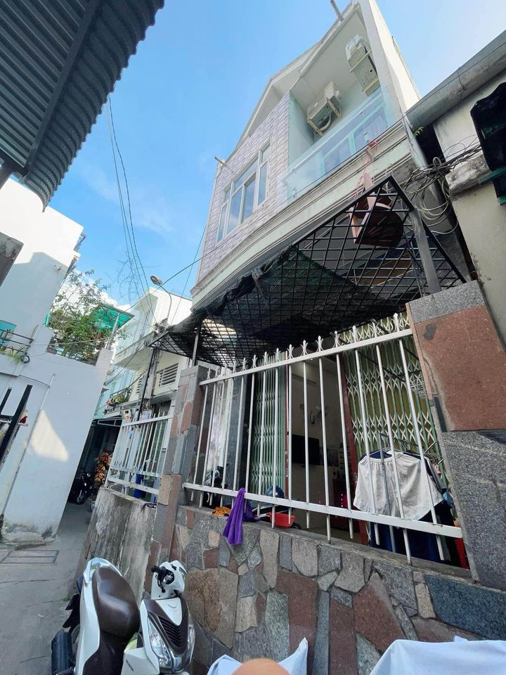 Bán nhà hẻm cạnh Huỳnh Thúc Kháng diện tích 41m2-02
