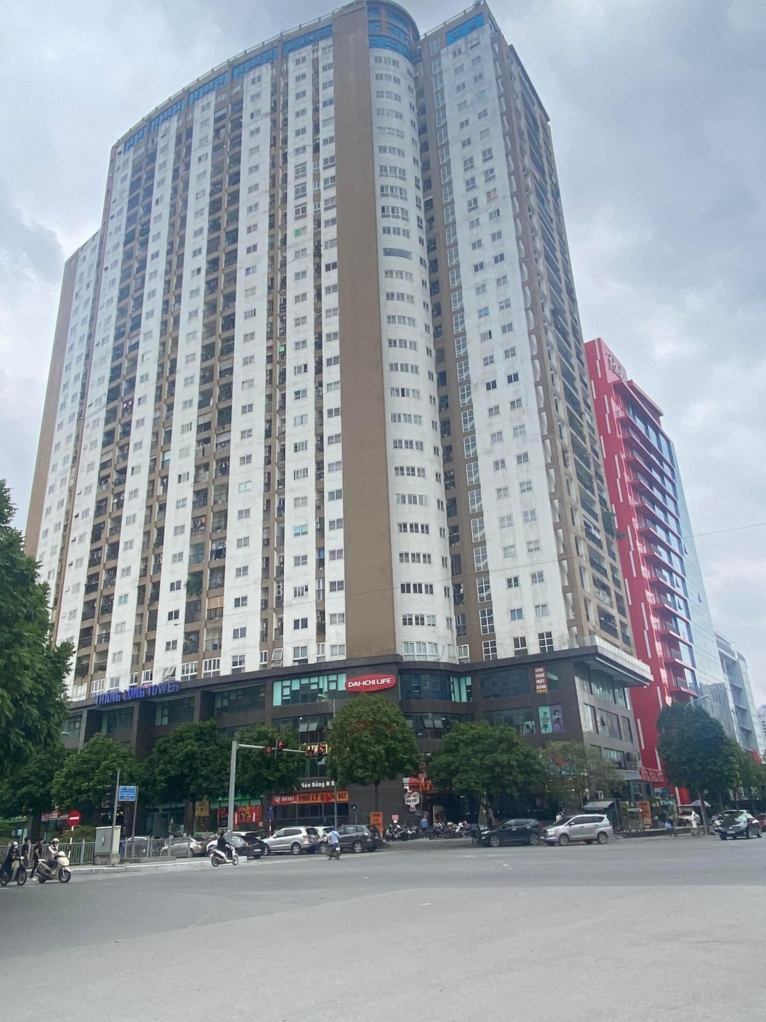 Bán căn hộ chung cư 133 Mạc Thái Tổ, Yên Hoà, 86m2, bạt ngàn tiện ích