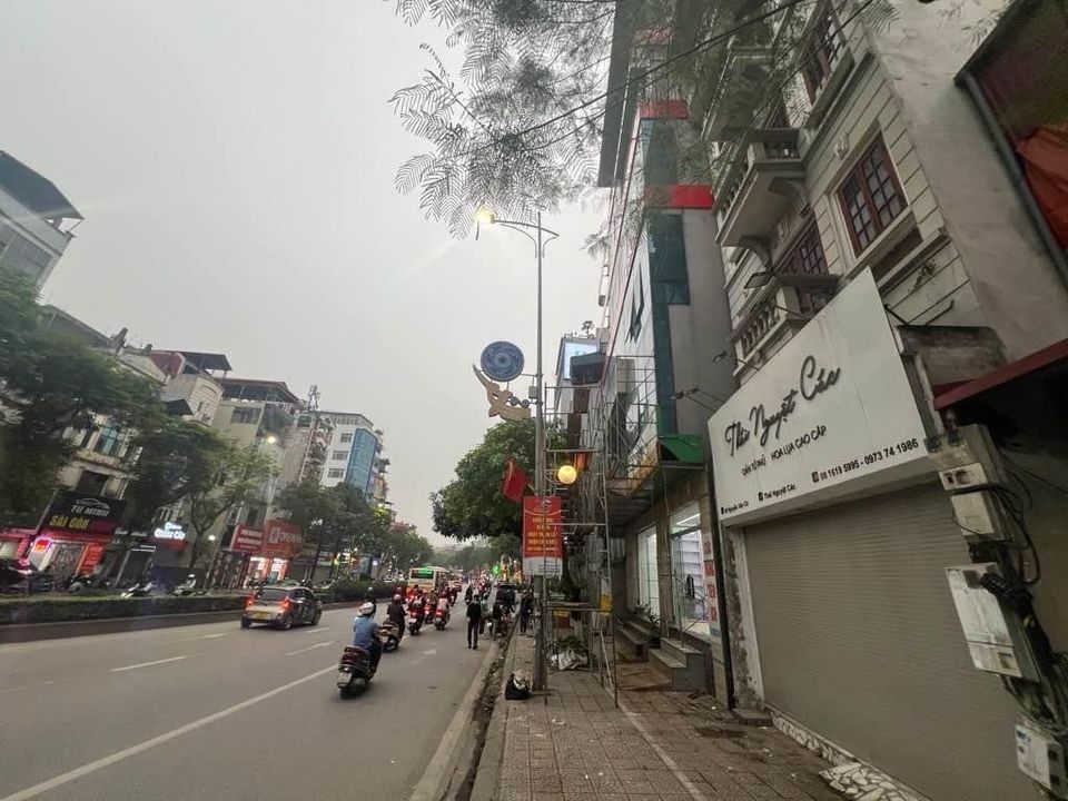 Bán nhà mặt phố Nguyễn Văn Cừ, Long Biên-02