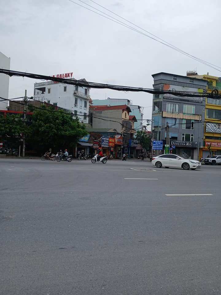 Cần bán gấp lô đất khu vực Thanh Trì, tổng diện tích 200m2, mặt tiền 8m, ô tô tải chạy vòng quanh-01