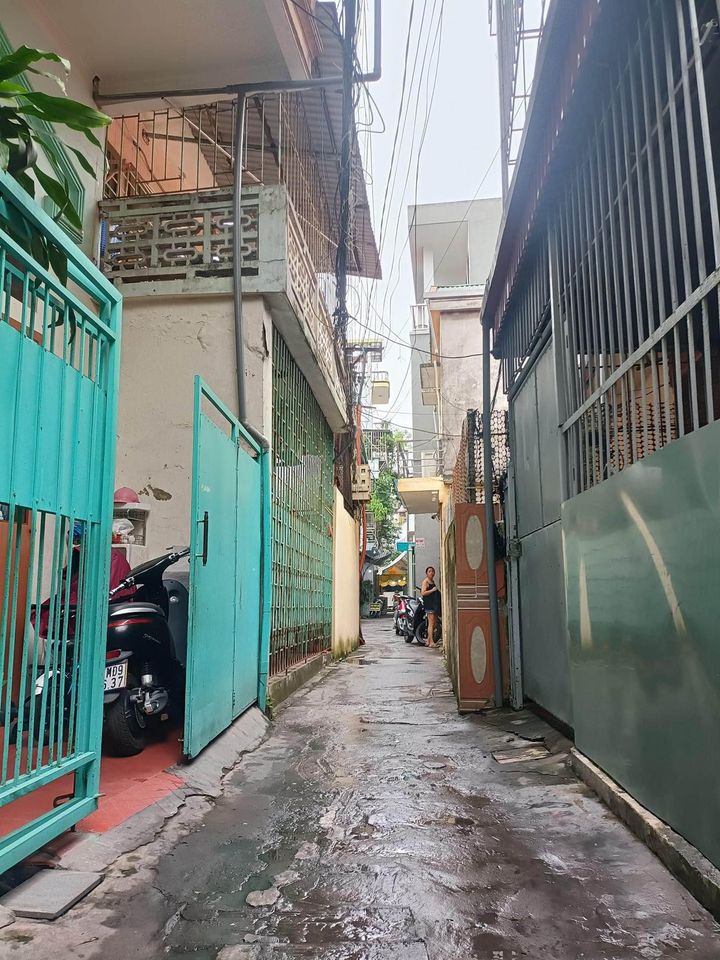 Nhà 2 tầng lô góc ngõ thẳng tắp phường Đề Thám, thành phố Thái Bình-01