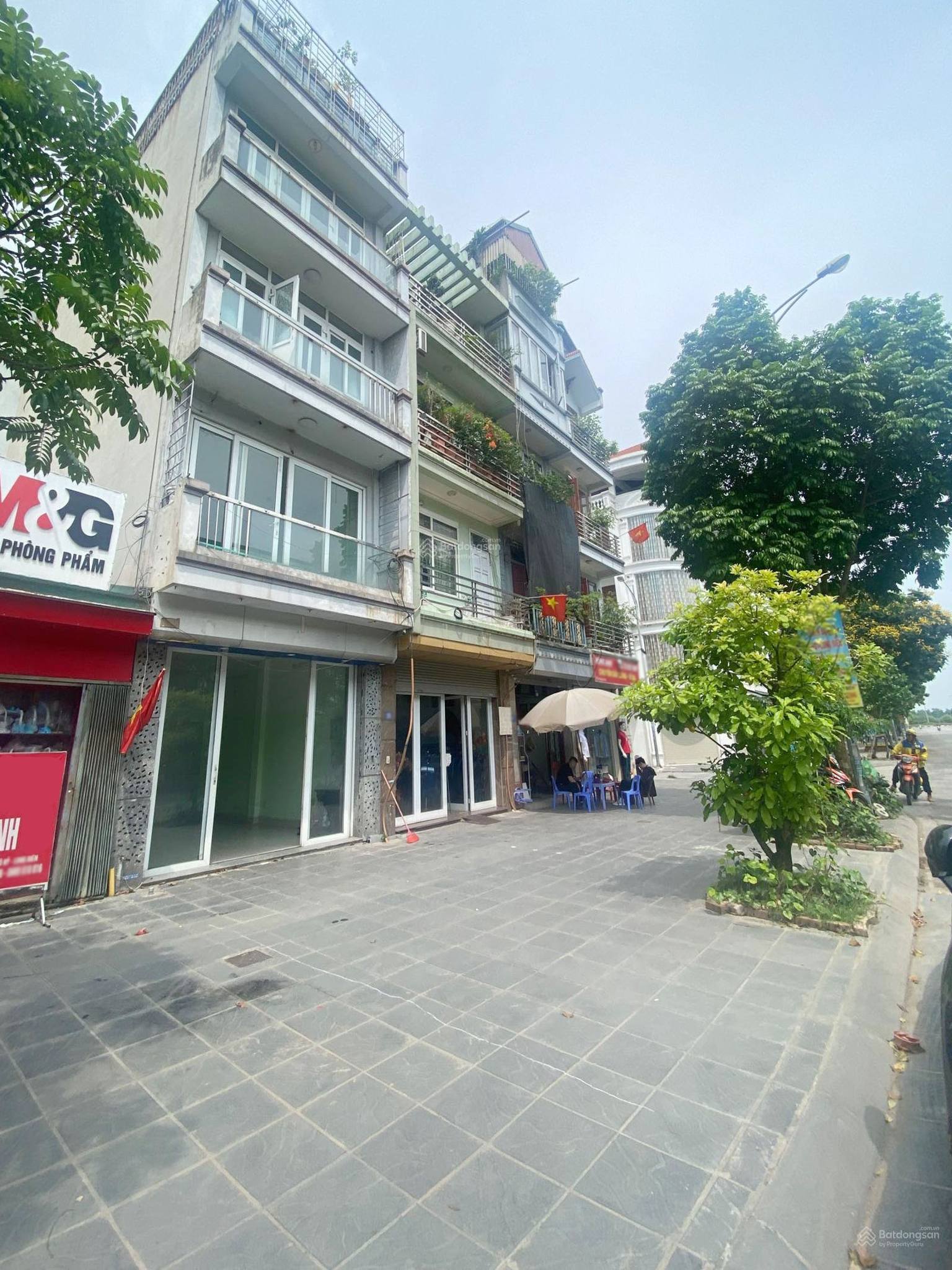 Cho thuê nhà mặt phố Đặng Vũ Hỷ, Long Biên, 51m2 - 5 tầng
