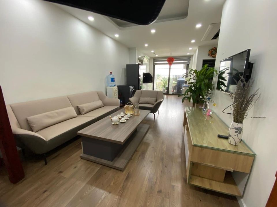 Cho thuê căn hộ chung cư full nội thất Thượng Thanh, Long Biên giá 9 triệu, diện tích 61 m2-01