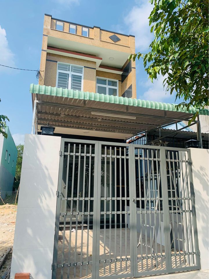 Bán nhà tại Bùi Thị Xuân, Tuy Phước, Bình Định. Diện tích 81m2, giá 2,3 tỷ-03