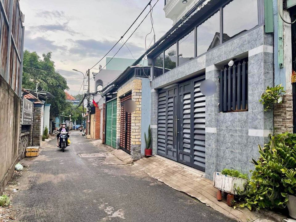 Bán nhà tại Tăng Nhơn Phú B, Quận 9. Diện tích 88m2, giá 4 tỷ-03