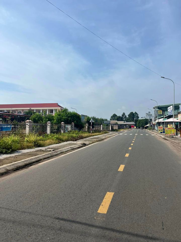 Bán nhà đường Nguyễn Văn Linh thông ra Quốc lộ 13 & Quốc lộ 14-02