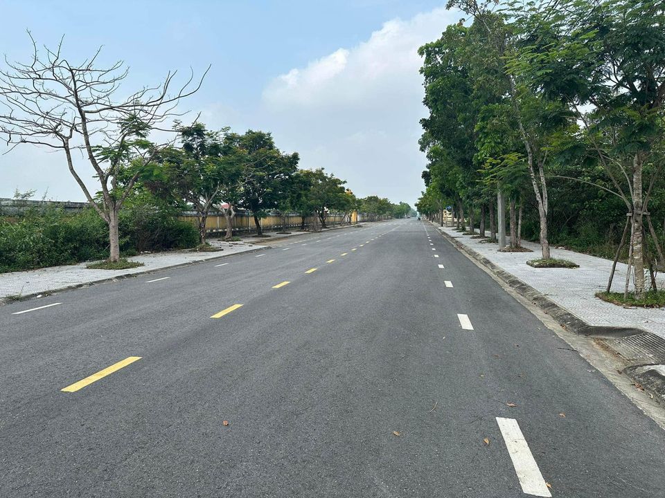 Đất mặt tiền đường Đỗ Quỳnh đối diện sân vận động Phú Vang chỉ 1,4 tỷ-01