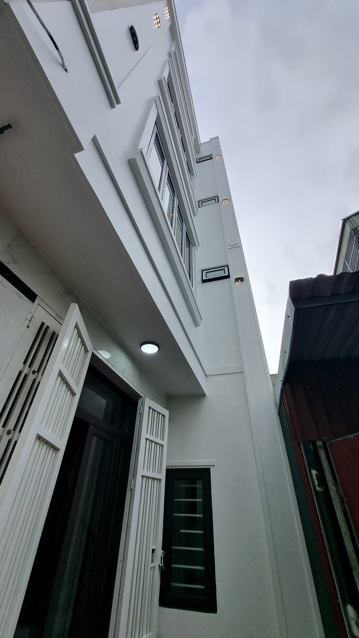 Bán nhà mới 100% tại Phúc Lợi, Long Biên, Hà Nội