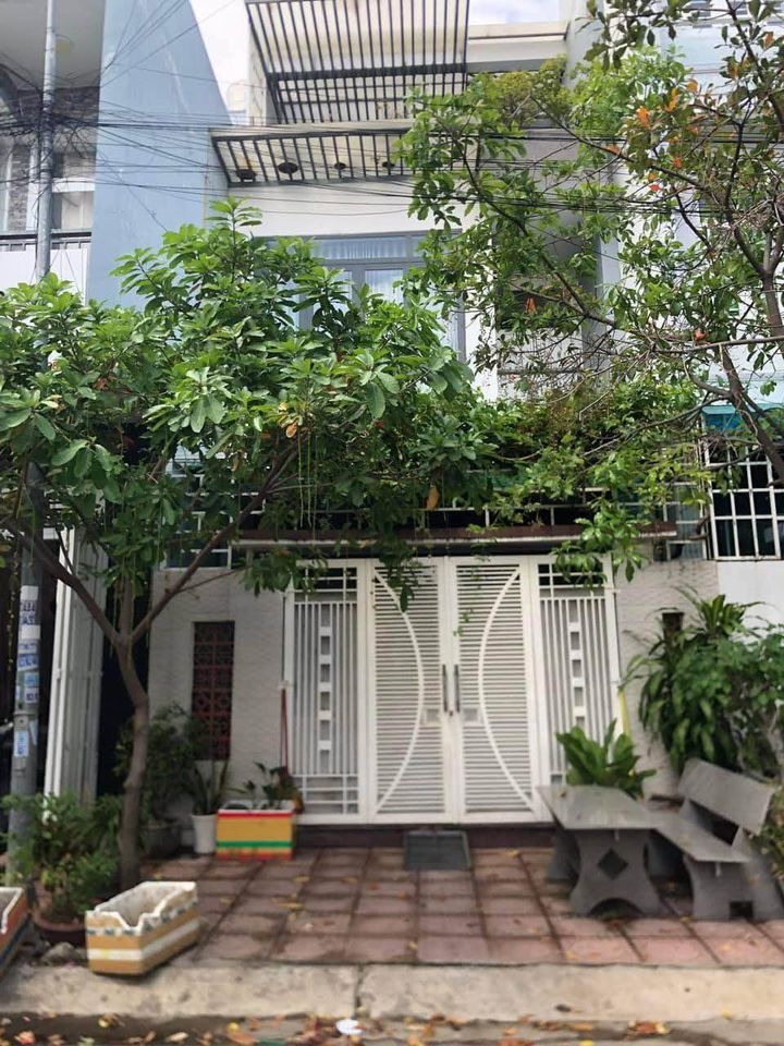 Nhà 3 tầng, khu tái định cư Hà Quang 2, ngang 5m tại trung tâm thành phố Nha Trang, cách biển 10 phút, giá 6,8 tỷ-01