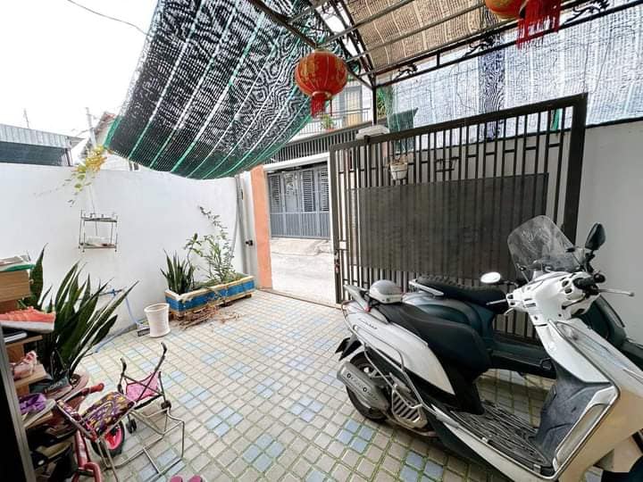 Chủ chuyển chổ ở cần bán nhanh nhà trung tâm Phước Đồng
