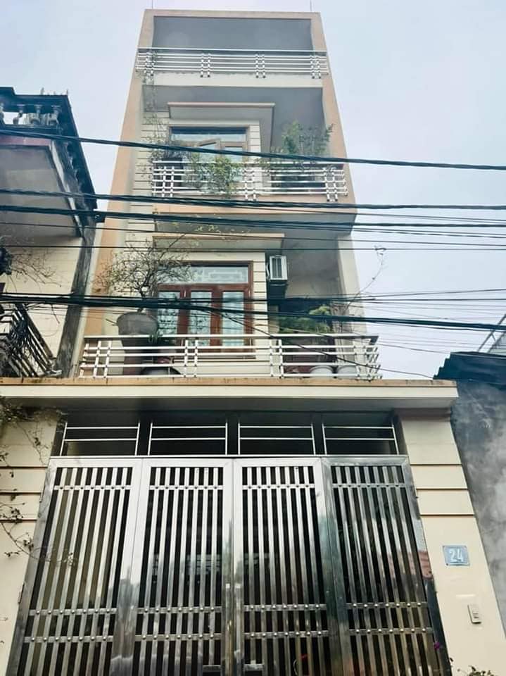 Bán nhà 3 tầng dân xây mặt phố Nguyễn Danh Đới