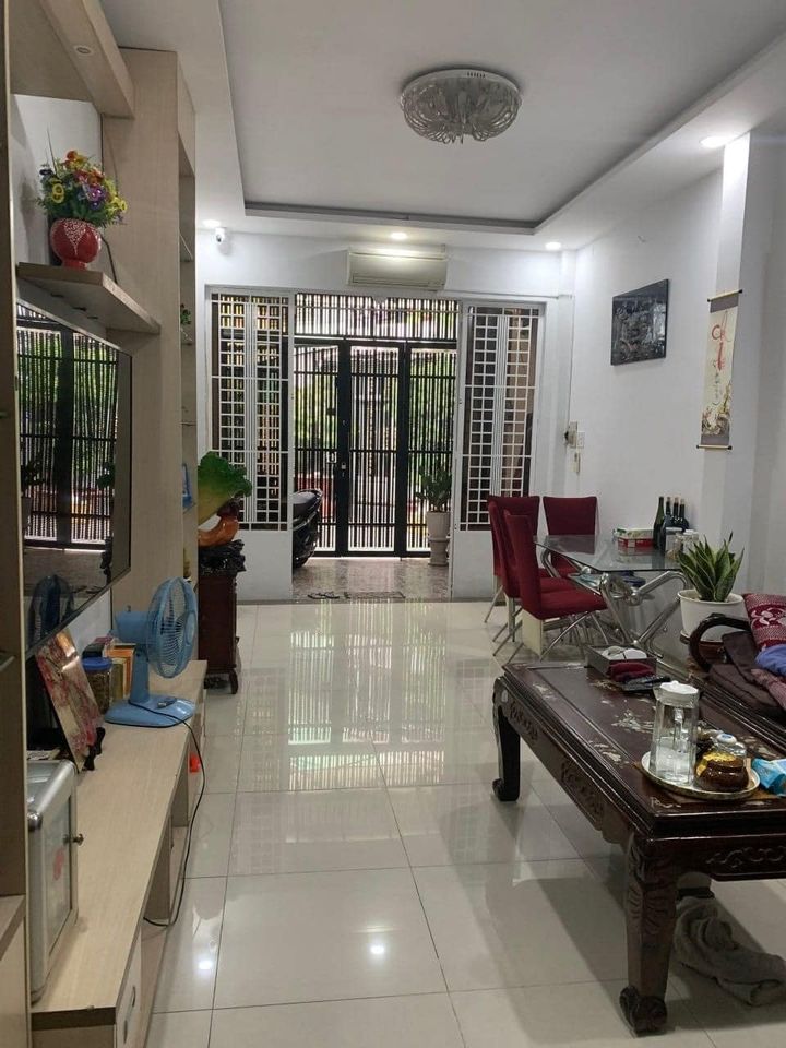 Bán nhà riêng huyện Bình Chánh thành phố Hồ Chí Minh, giá 820 triệu-03