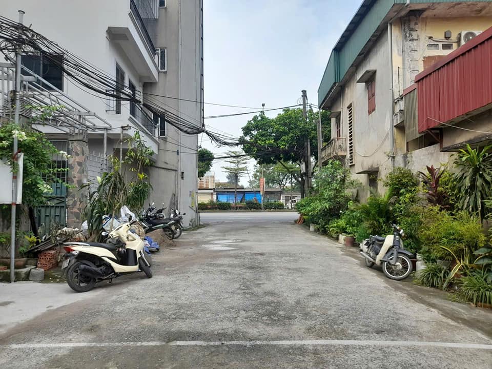 Bán mảnh đất ở phường Phúc Lợi giá 3,2 tỷ 58m2 mặt tiền bằng hậu 4m-03
