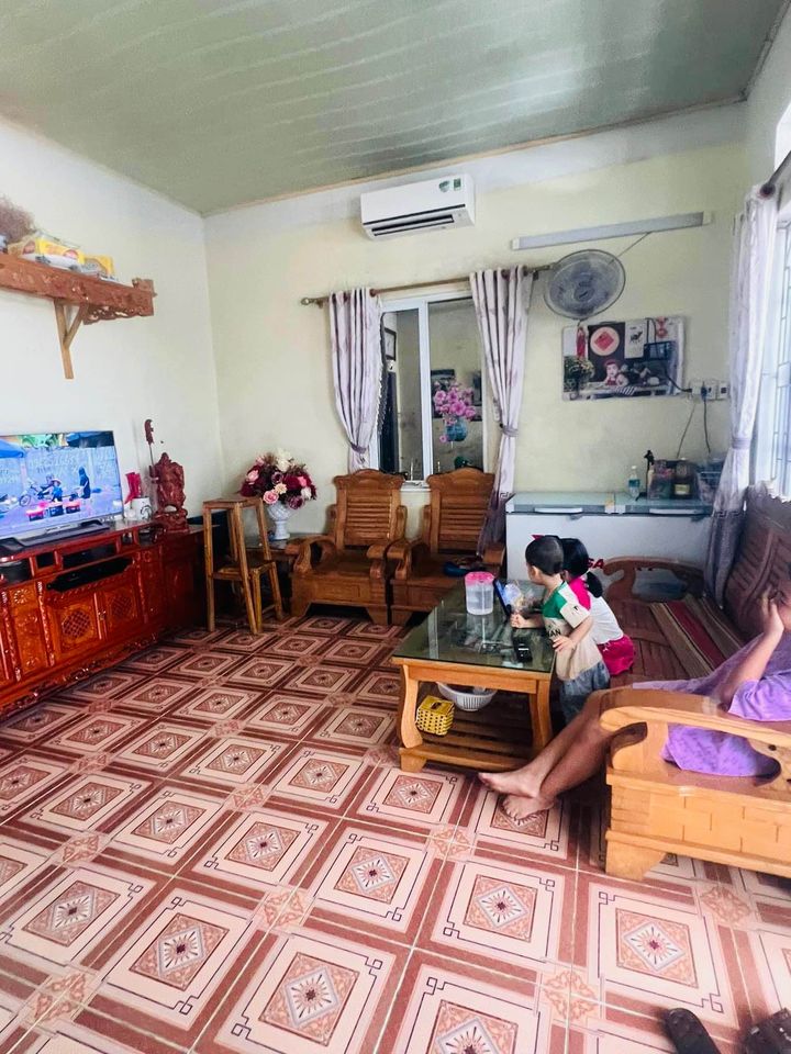 Bán nhà riêng thành phố Uông Bí tỉnh Quảng Ninh, giá 700 triệu-01